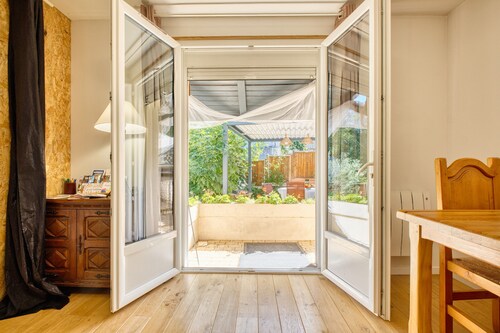 Apartment "Olympe" – Terrace and Garden, Ideal for Couples or Small Families