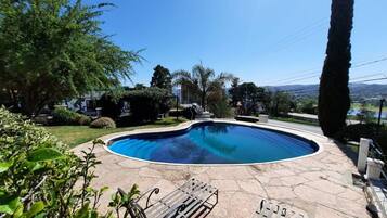 Seasonal outdoor pool
