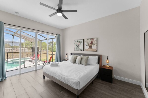 5 slaapkamers, een strijkplank/strijkijzer, reisbedje, gratis wifi