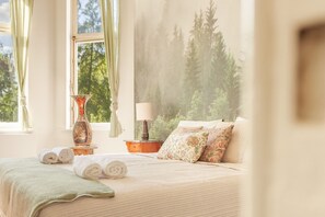 6 chambres, Wi-Fi gratuit, draps fournis