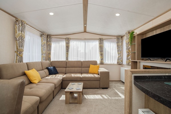 Near Folly Farm, Cosy Retreat
