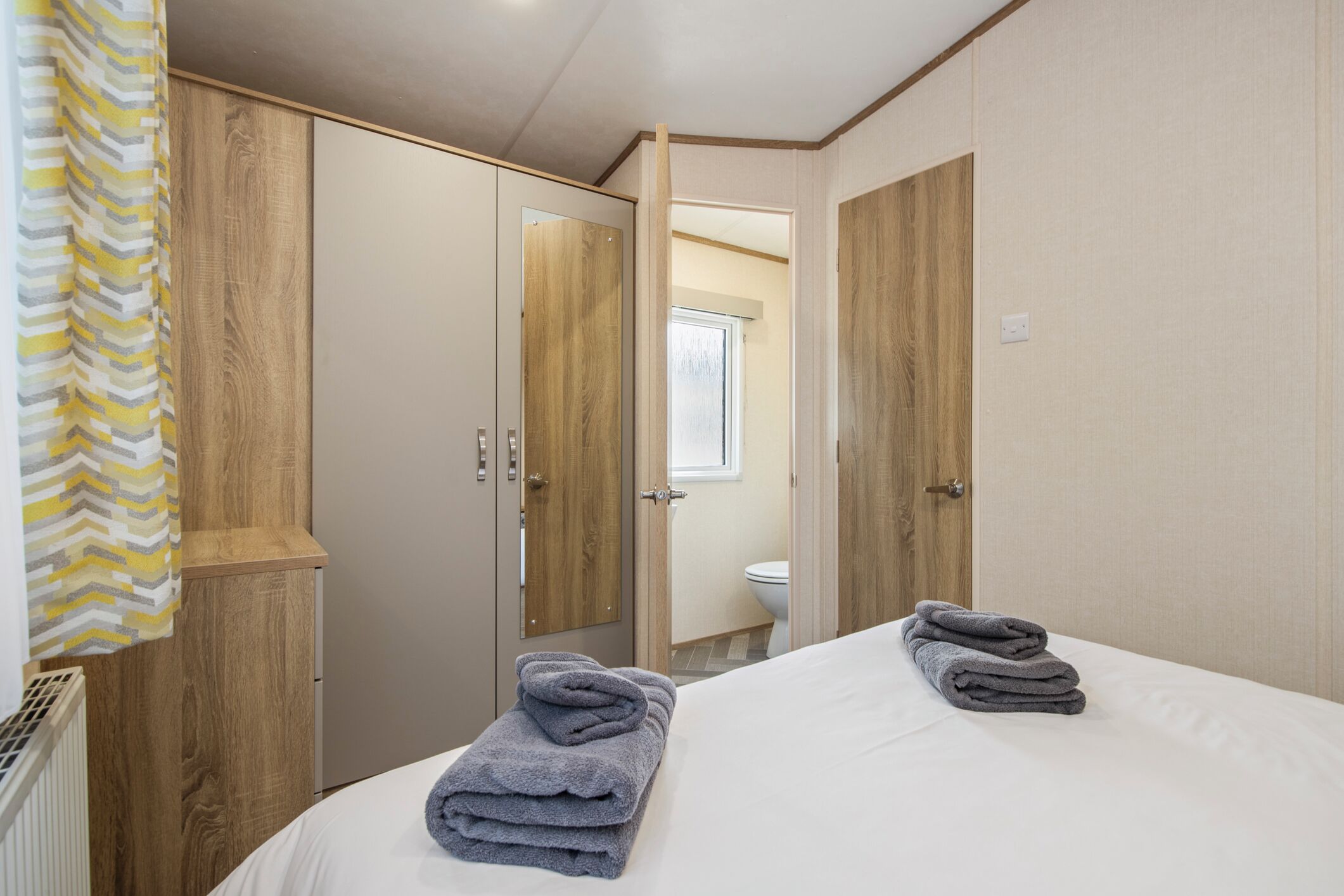 3 bedrooms, iron/ironing board, travel crib, free WiFi