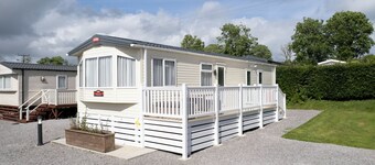 Maple - Near Folly Farm, Cosy Retreat