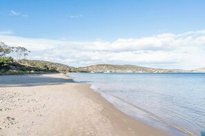 Tæt på stranden
