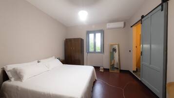 1 camera, Wi-Fi, lenzuola