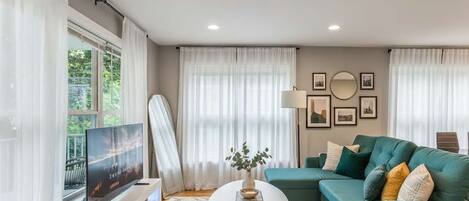 Fernseher, Arbeitsbereiche