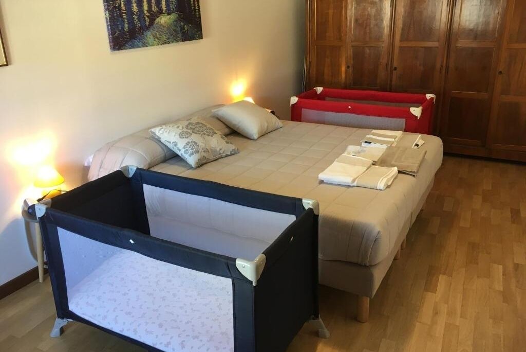 Bügeleisen/Bügelbrett, WLAN, Bettwäsche