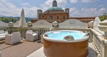 B&B inside a historic home a stone's throw from the Sanctuary of Vicoforte