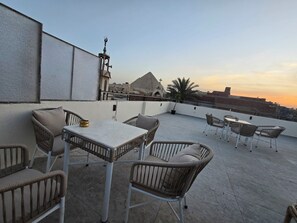 ロビー応接スペース