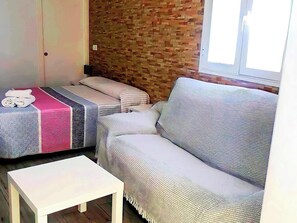 1 bedroom, iron/ironing board, WiFi, bed sheets