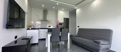 TV, offices
