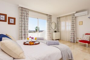 3 Schlafzimmer, Bügeleisen/Bügelbrett, Internetzugang, Bettwäsche