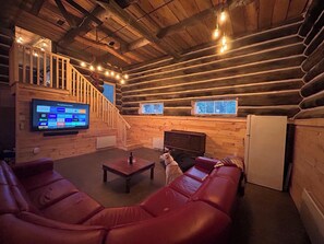 Living area - Le Saphira - Chalet en bois rond (Sainte)