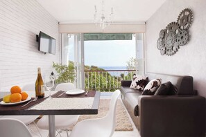 Dining - Apartment Beach Front Sant Pol (Sant Pol de Mar)