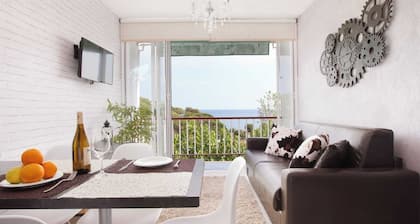 Apartment Beach Front Sant Pol