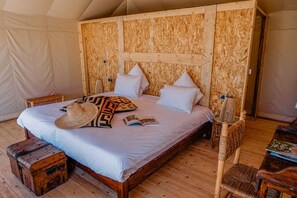 1 bedroom, iron/ironing board, Internet, bed sheets