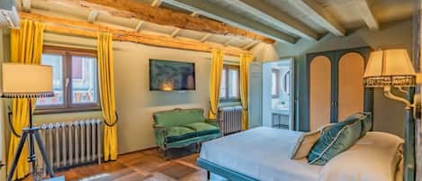 3 室のベッドルーム、アイロン / アイロン台、WiFi、ベッドシーツ