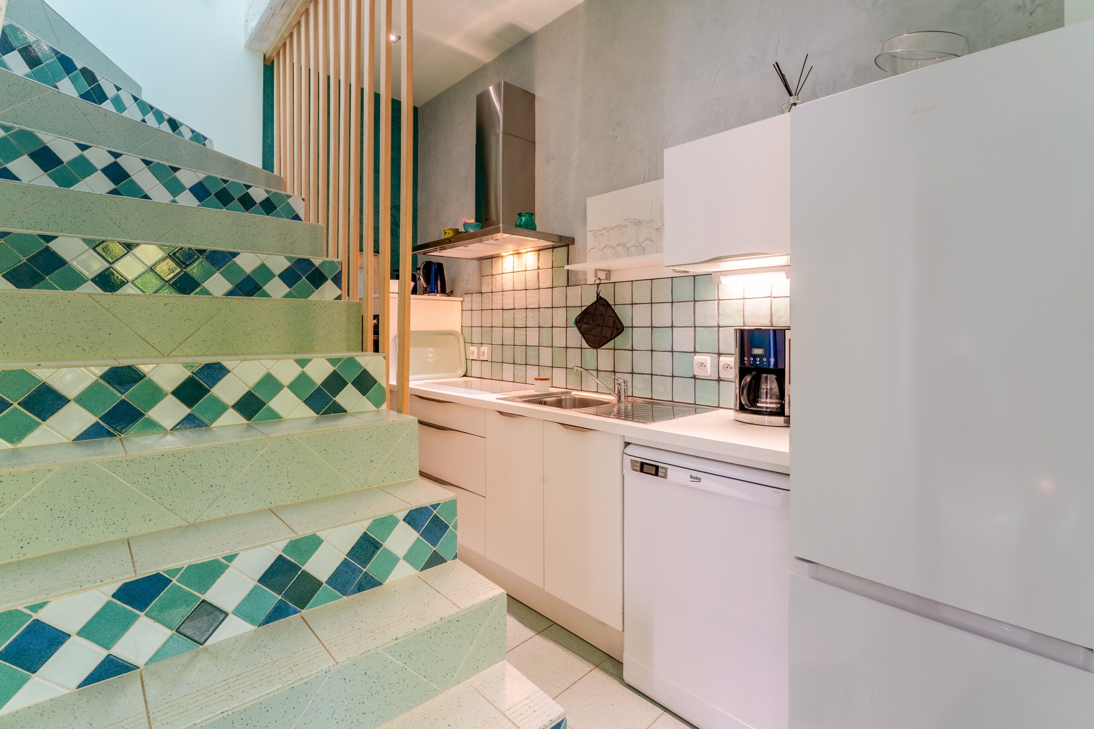 Frigorífic, microones, forn i placa de cuina 