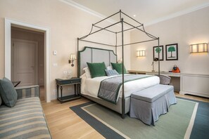 3 chambres, fer et planche à repasser, accès Internet, draps fournis