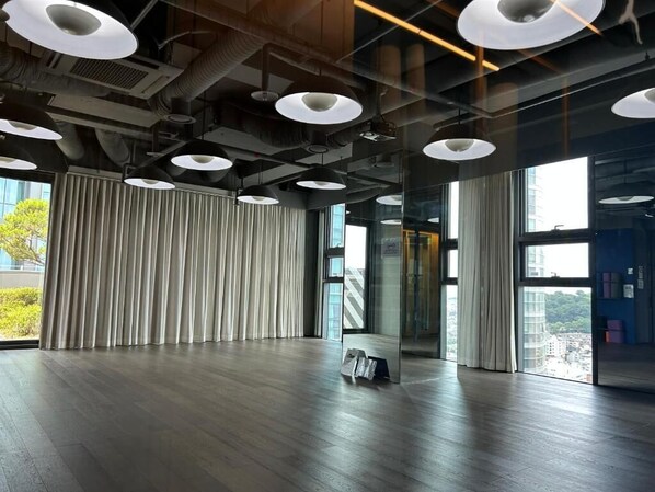 Fitness facility - Seoul Station Panorama House (Yongsan-gu)