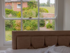Interior - Game Cottage (Bridgnorth)