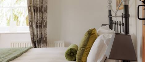 2 bedrooms, individually decorated, individually furnished, free WiFi