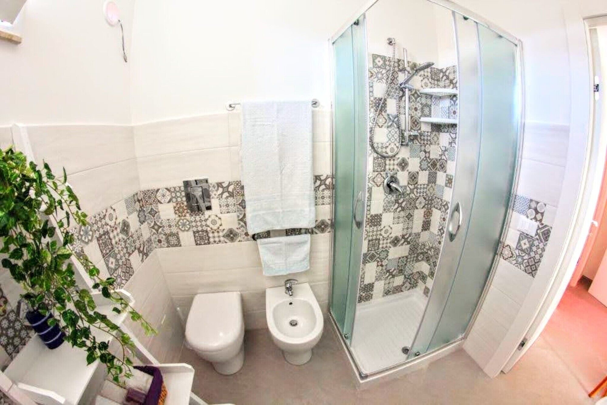 Shower, hair dryer, bathrobes, towels