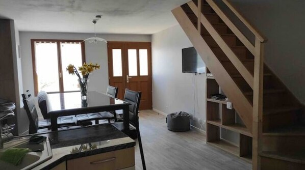 تناول الطعام