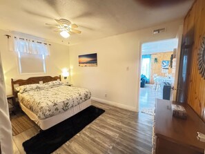 2 chambres, bureau, fer et planche à repasser, Wi-Fi gratuit