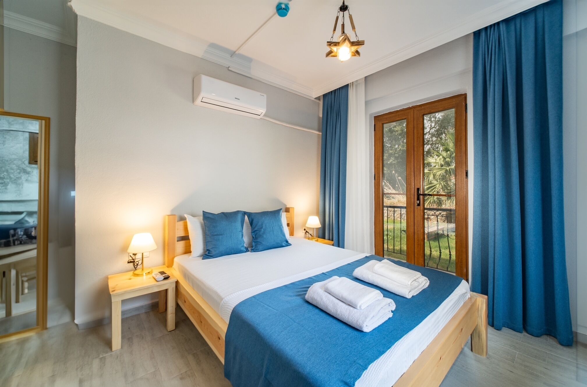 Double Room | Free WiFi