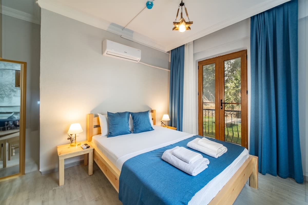 Double Room | WiFi (free)