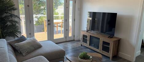 TV, fireplace, offices