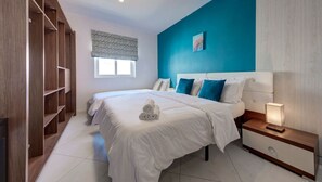 2 bedrooms, desk, iron/ironing board, travel cot