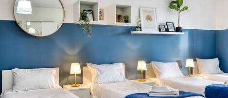 3 Schlafzimmer, Schreibtisch, Bügeleisen/Bügelbrett, WLAN