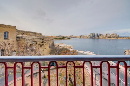 Unique seafront Loft overlooking Valletta`s views