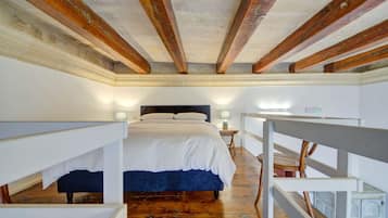 1 makuuhuone, työpöytä, vauvan matkasänky, Wi-Fi