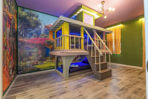 15 chambres, lit parapluie, Wi-Fi, draps fournis