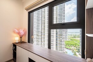 Rideaux occultants, fer et planche à repasser, Wi-Fi gratuit