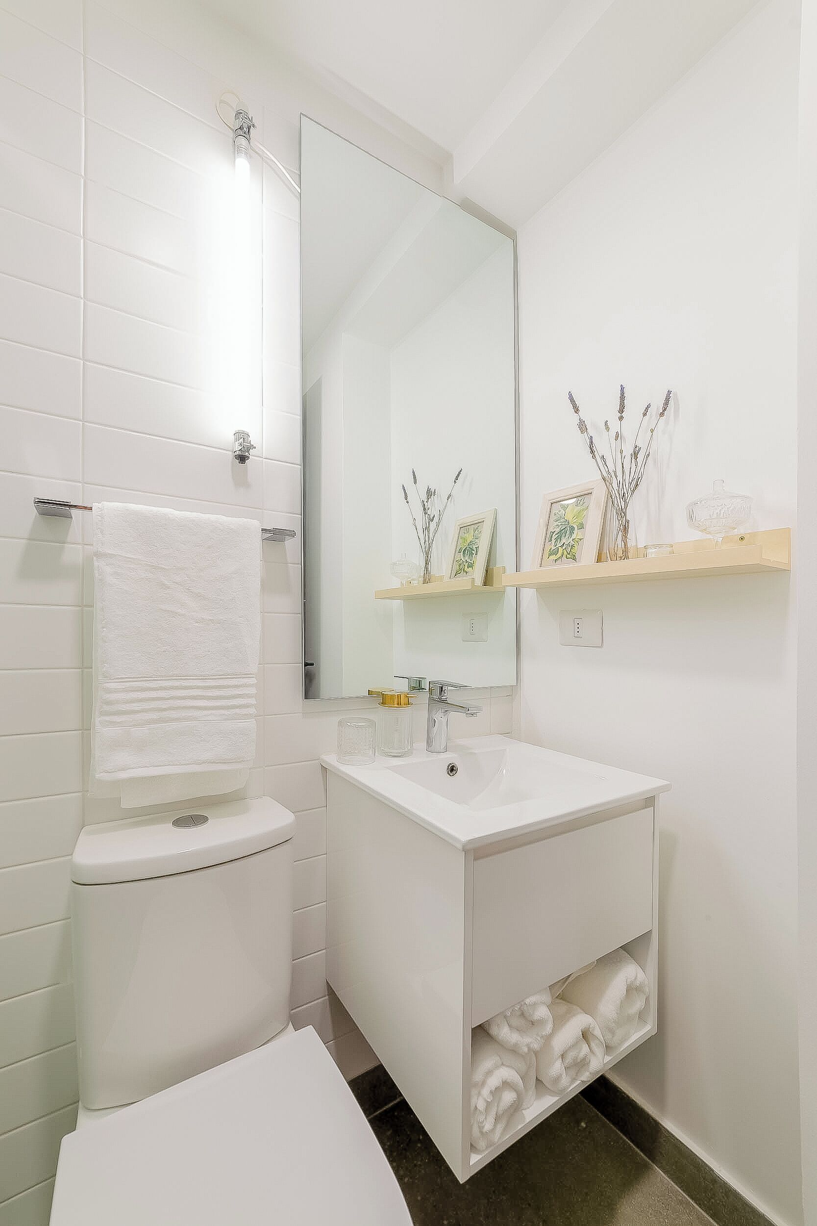 Standard Studio | Bathroom
