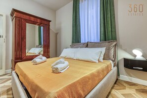 2 bedrooms, desk, iron/ironing board, free WiFi