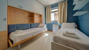 2 chambres, bureau, fer et planche à repasser, Wi-Fi