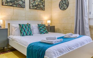 1 bedroom, desk, iron/ironing board, travel cot