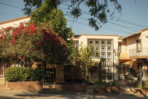 Front of property - Hotel del Monumento (Salta)