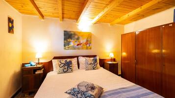 6 chambres, bureau, fer et planche Ă repasser, Wi-Fi