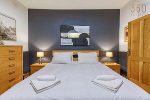 3 chambres, bureau, fer et planche à repasser, Wi-Fi