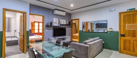 2 間睡房、書桌、熨斗/熨衫板、Wi-Fi