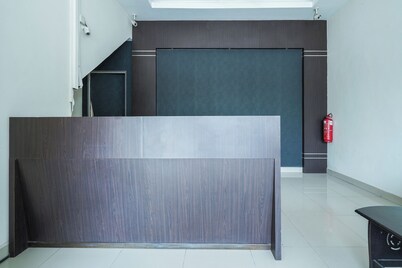 Dancenter Near Petronas Kampung Koh, Jj Hotel