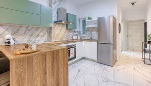 Fridge, microwave, oven, stovetop