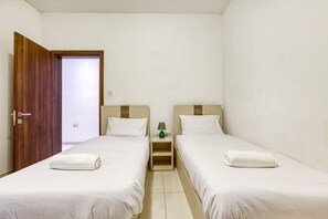 2 bedrooms, iron/ironing board, travel cot, WiFi - Lovely 2BR APT with outdoor space in central Msida (Ta` Xbiex)