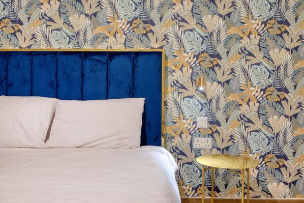 2 Schlafzimmer, Schreibtisch, Bügeleisen/Bügelbrett, WLAN